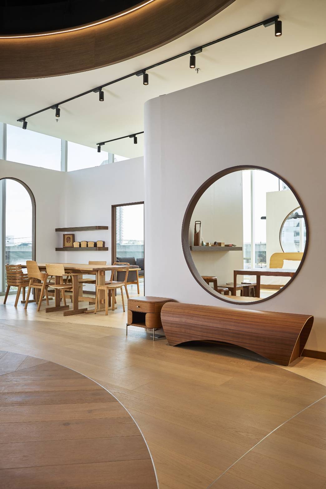 Showroom 7